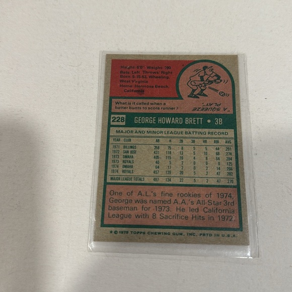 Rare George Brett Topps 228 & 580 Baseball Cards - Picture 2 of 5